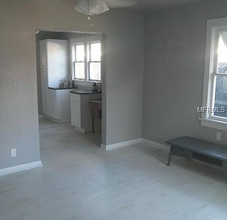 4th image of 5043 6th Ave N