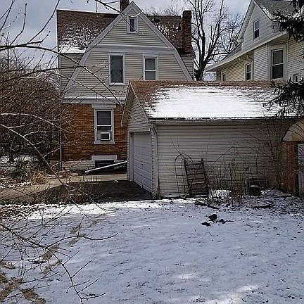 5th image of 4231 Grove Ave