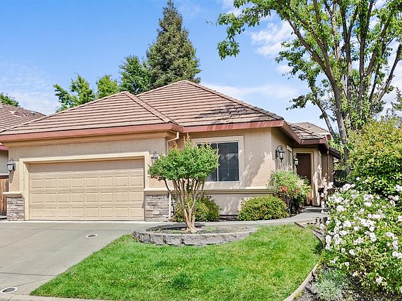 2nd image of 8252 Ashcrest Ln