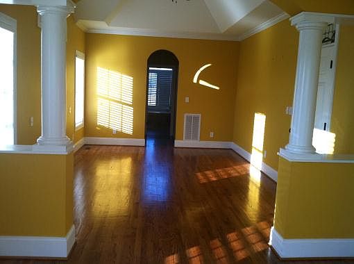 5th image of 148 Foxglove Dr