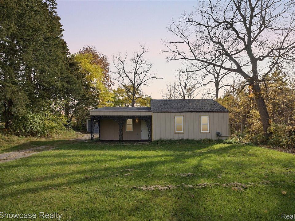 1st image of 2495 Clarice Ave