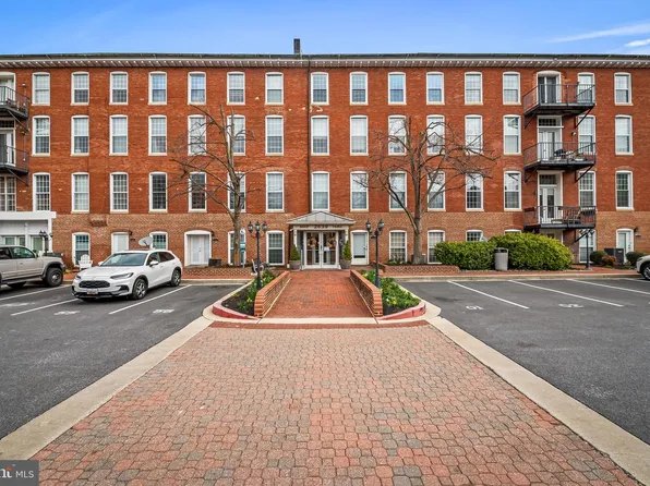 2639 Boston St Unit 316, Baltimore, MD 21224