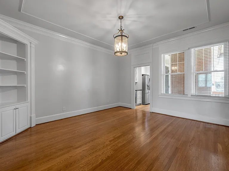 1211 Richmond Rd — Photo 42