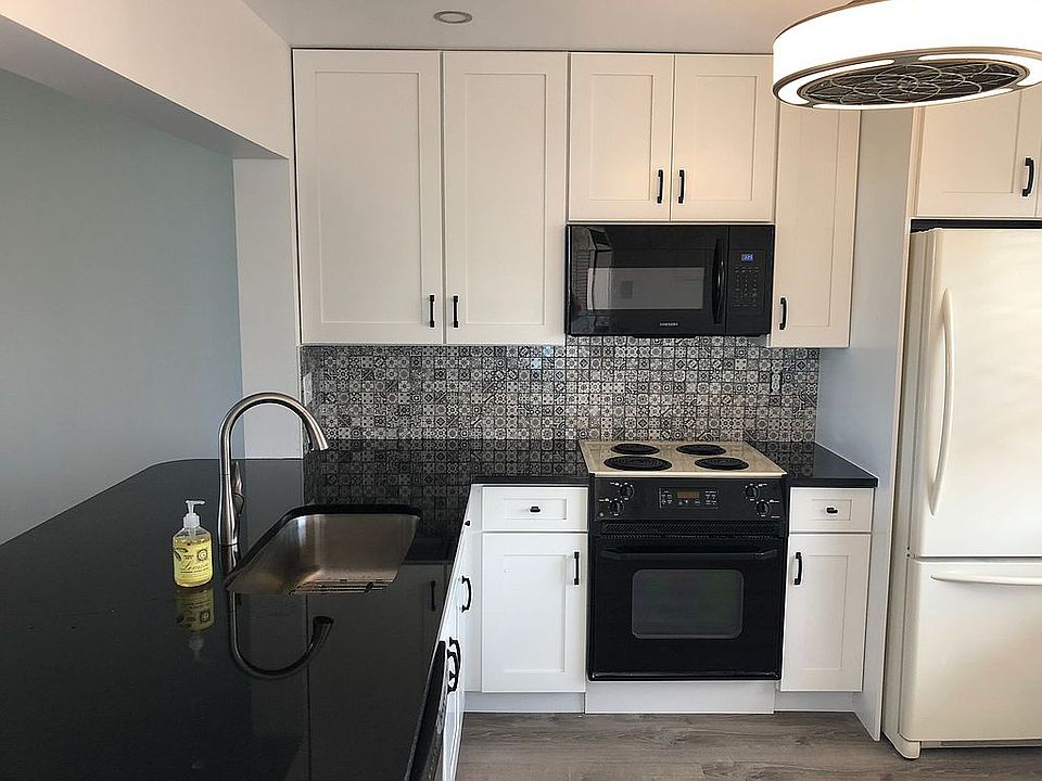 1st image of 931 Gardenia Dr APT 569
