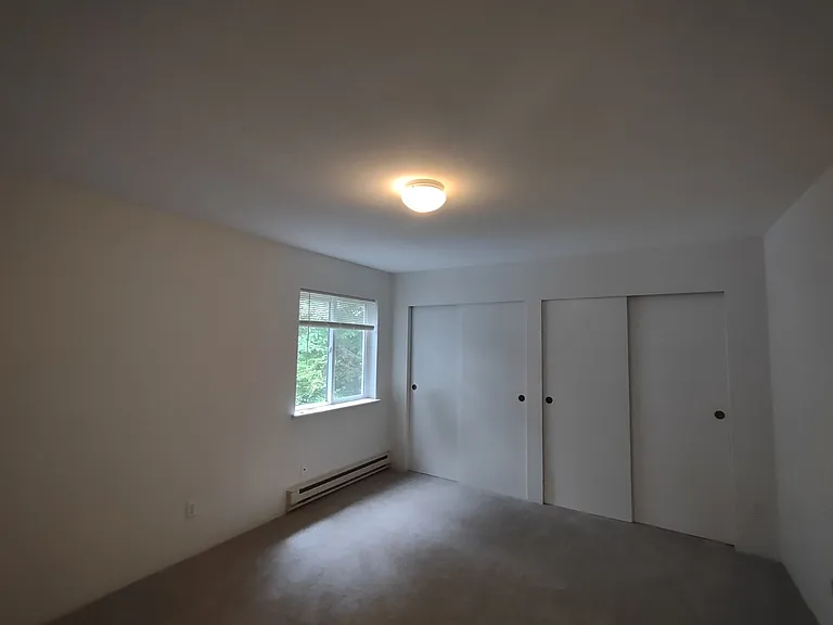 601 Sunset Ave NE #D — Photo 12