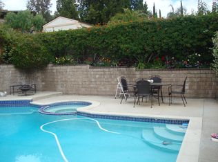 13635 Almetz St, Sylmar, CA 91342