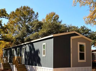 5738 Ensign Dr W, Fort Worth, TX 76119