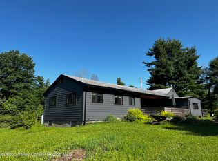 31 Orchard Rd, Elizaville, NY 12523