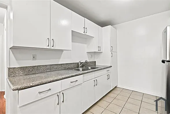 956 Elden Ave #G — Photo 7