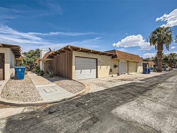 2nd image of 2756 Heritage Ct