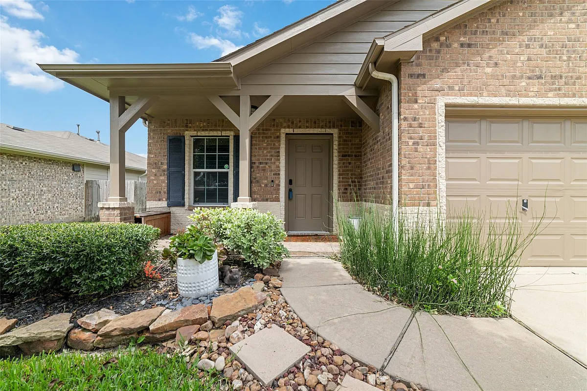 Building Photo - 5115 Whitebridge Ln
