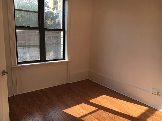 Rented by New Holland Residences | media 46