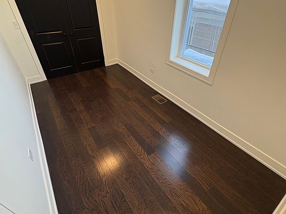 5th image of 610 N Christiana Ave #2
