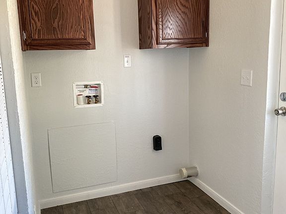 3rd image of 1751 W Hadley Ave #136