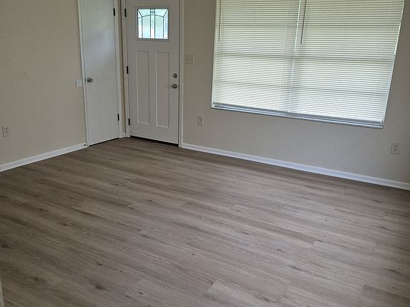 3rd image of 301 White Sands Beaches Dr