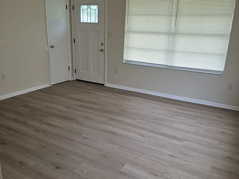 301 White Sands Beaches Dr — Photo 2