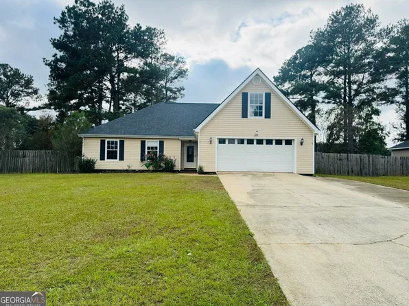 309 Greenview Ct, Bonaire, GA 31005
