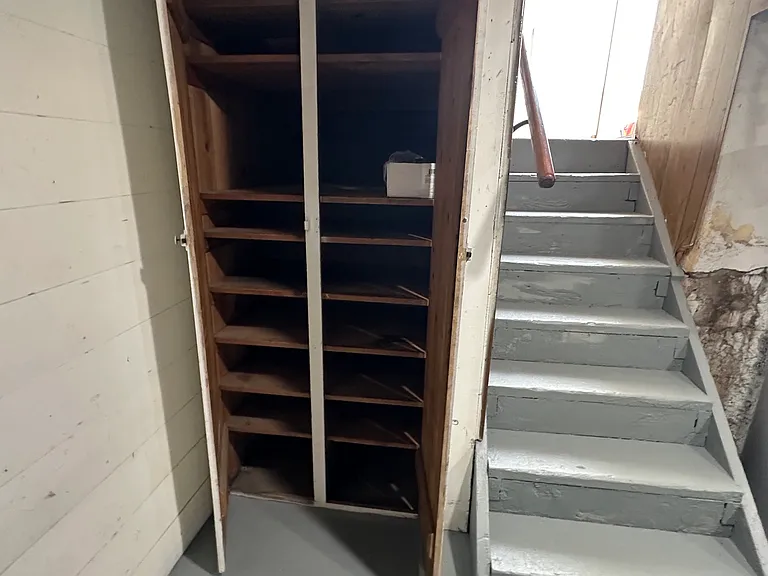 721 Main St — Photo 16