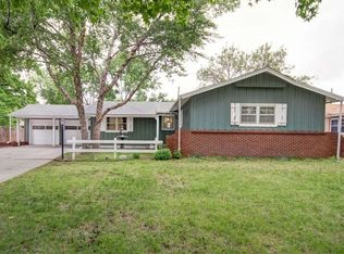 4210 W 17th St N, Wichita, KS 67212