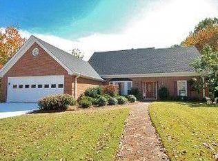 365 N Farm Dr, Alpharetta, GA 30004