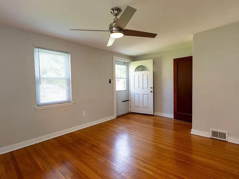 500 Serpentine Dr — Photo 7