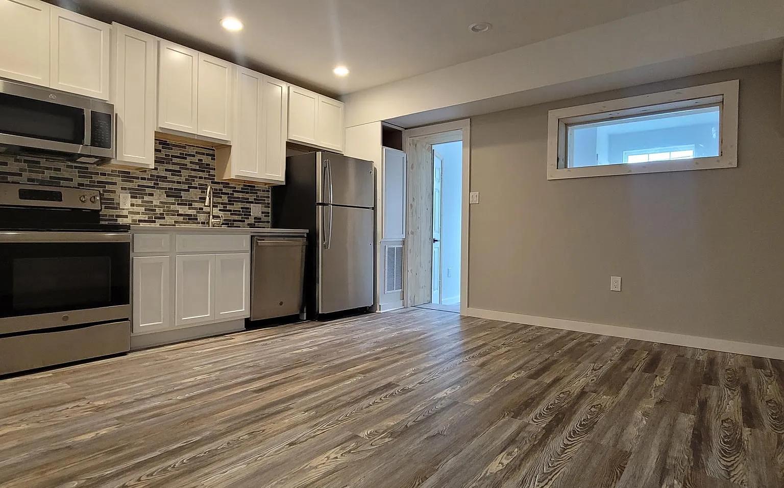 1218 Meigs Pl NE — Photo 1