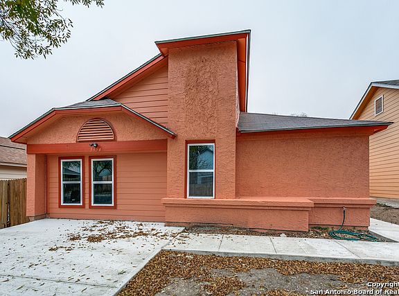 5th image of 5954 Sunrise Bend Dr