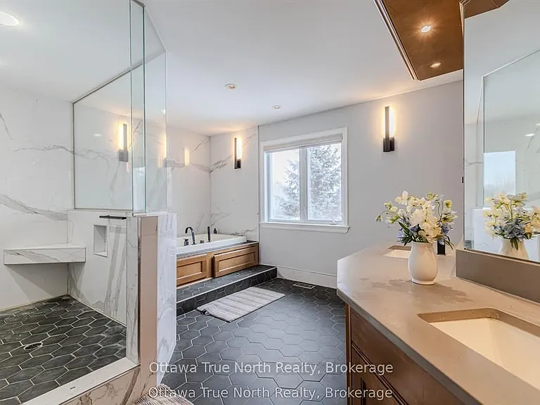 1530 Lords Manor Ln — Photo 30