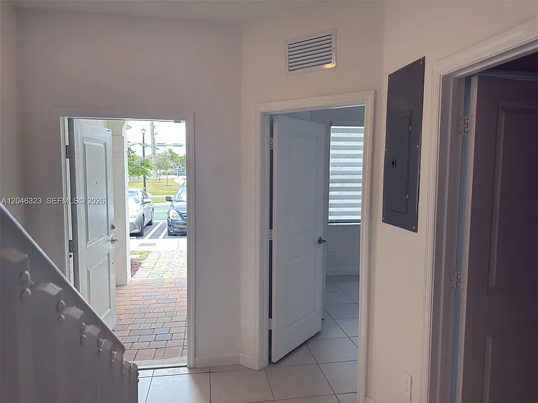 11879 SW 247th Ter #2A — Photo 2
