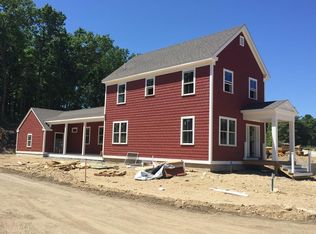 19 Chance St, Devens, MA 01434