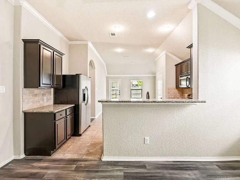 209 Rawhide Way — Photo 8