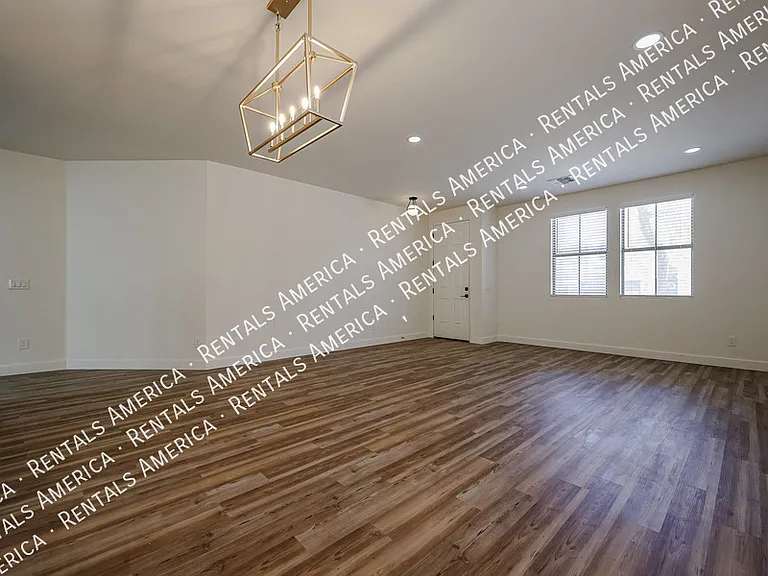 46137 W Belle Ave — Photo 6