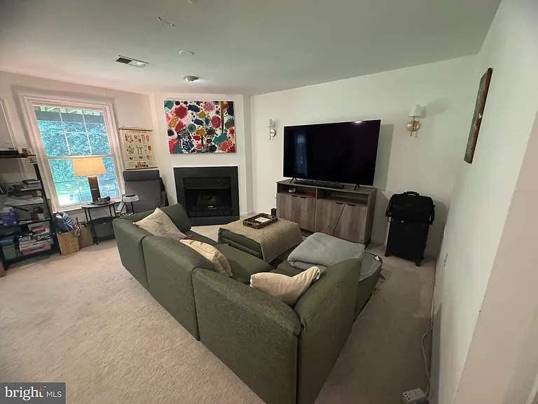1338 Park Garden Ln — Photo 11