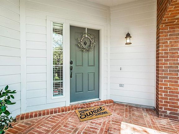 3rd image of 11472 Clover Knoll Dr