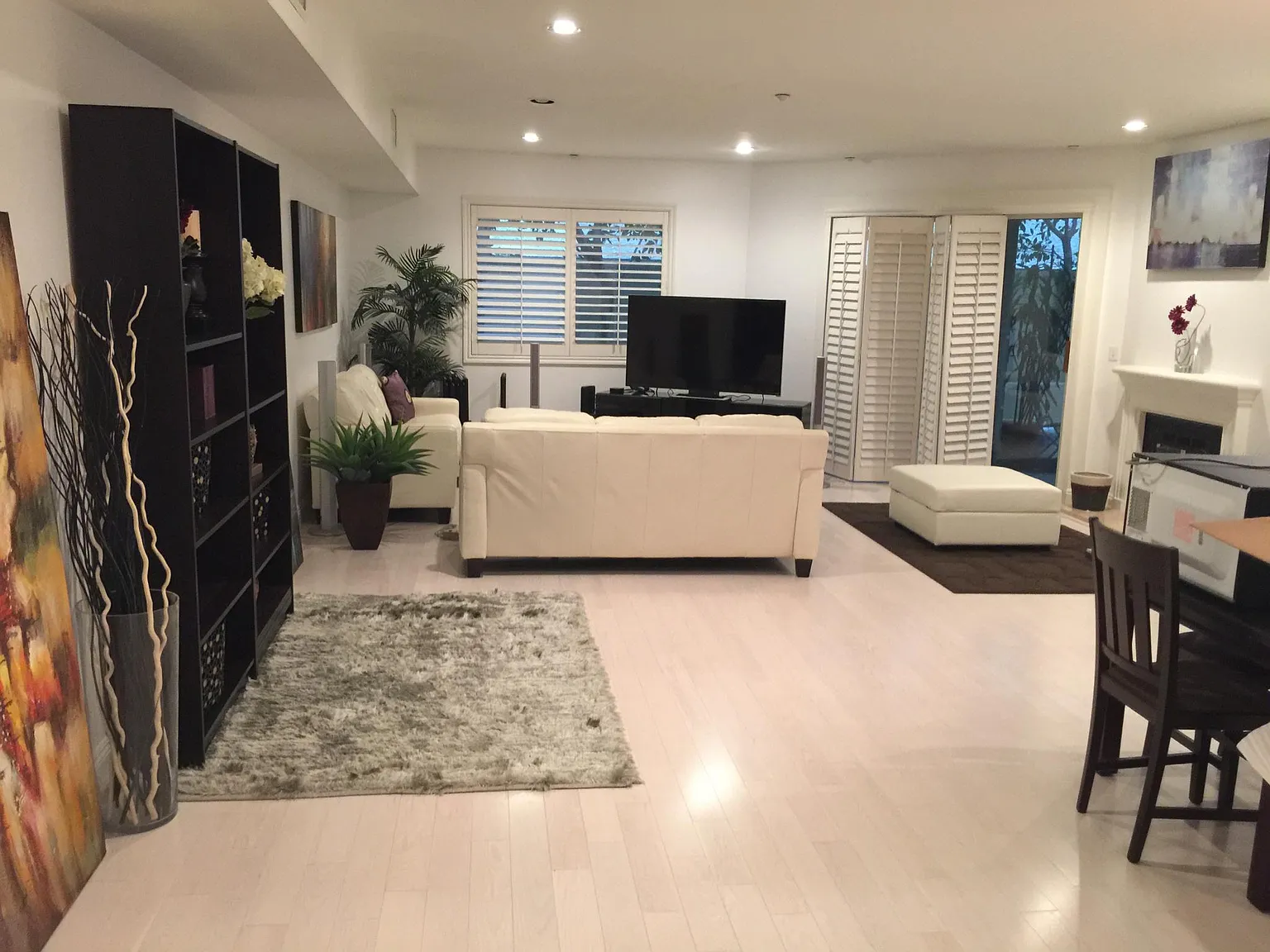 3 bed, 2.5 bath, 1800 sqft, $1,475 — Photo 1
