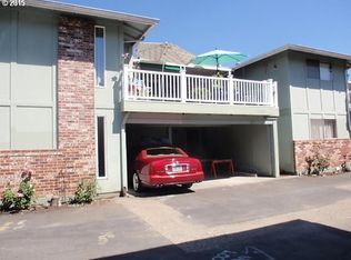 12837 SE Stark St, Portland, OR 97233