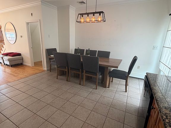 3rd image of 548 Palisade Ave APT 4