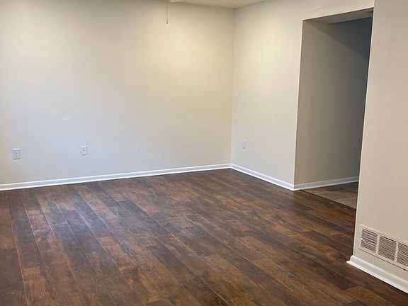 5th image of 259 E Union St #14431831