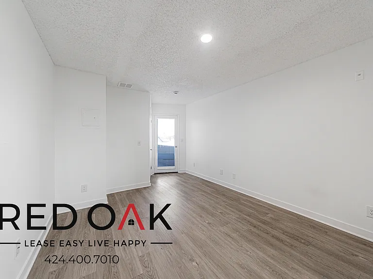 8309 Cedros Ave #314 — Photo 12