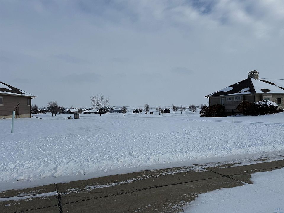 2nd image of 2234 Ridge Rd