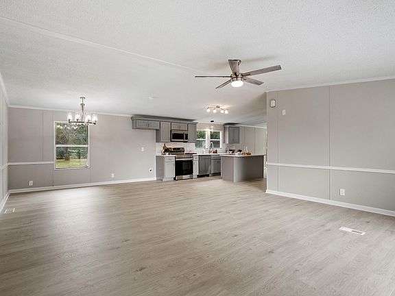 2nd image of 124 Watson Rd