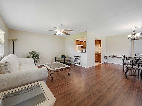 2nd image of 439 Saxony Way #J