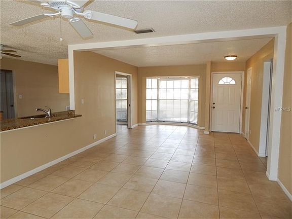 4th image of 23324 Charlston Pl