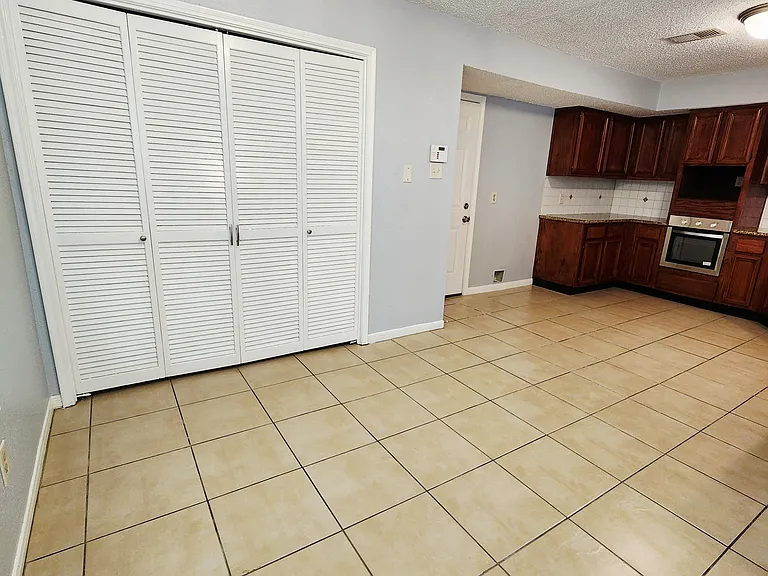 11411 Pagoda Dr — Photo 11