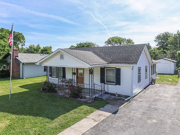 3rd image of 3205 Alice Ave