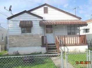 553 20th St, Dunbar, WV 25064