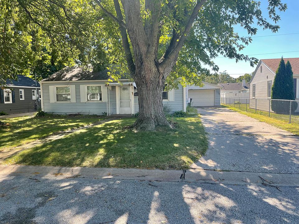 1st image of 3710 14th Street Dr