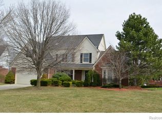 22500 Devron Ct, Novi, MI 48374