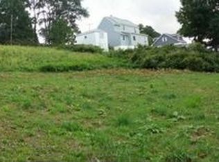 1930 Shaw St, North Huntingdon, PA 15642