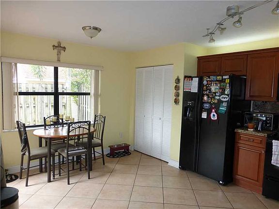 4th image of 8918 SW 113 Place Cir E